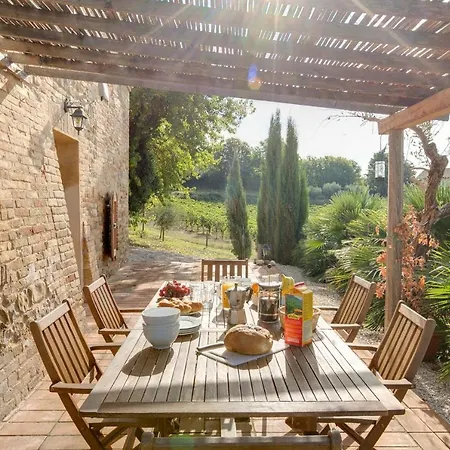 Вилла Sleeps 6 Pool Wifi Patrignone